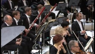 Christian Schumann - Shostakovich: Symphony N.1 Thumbnail