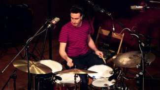 "It's been really liberating as an artist" - Watch Ollie's Story Thumbnail